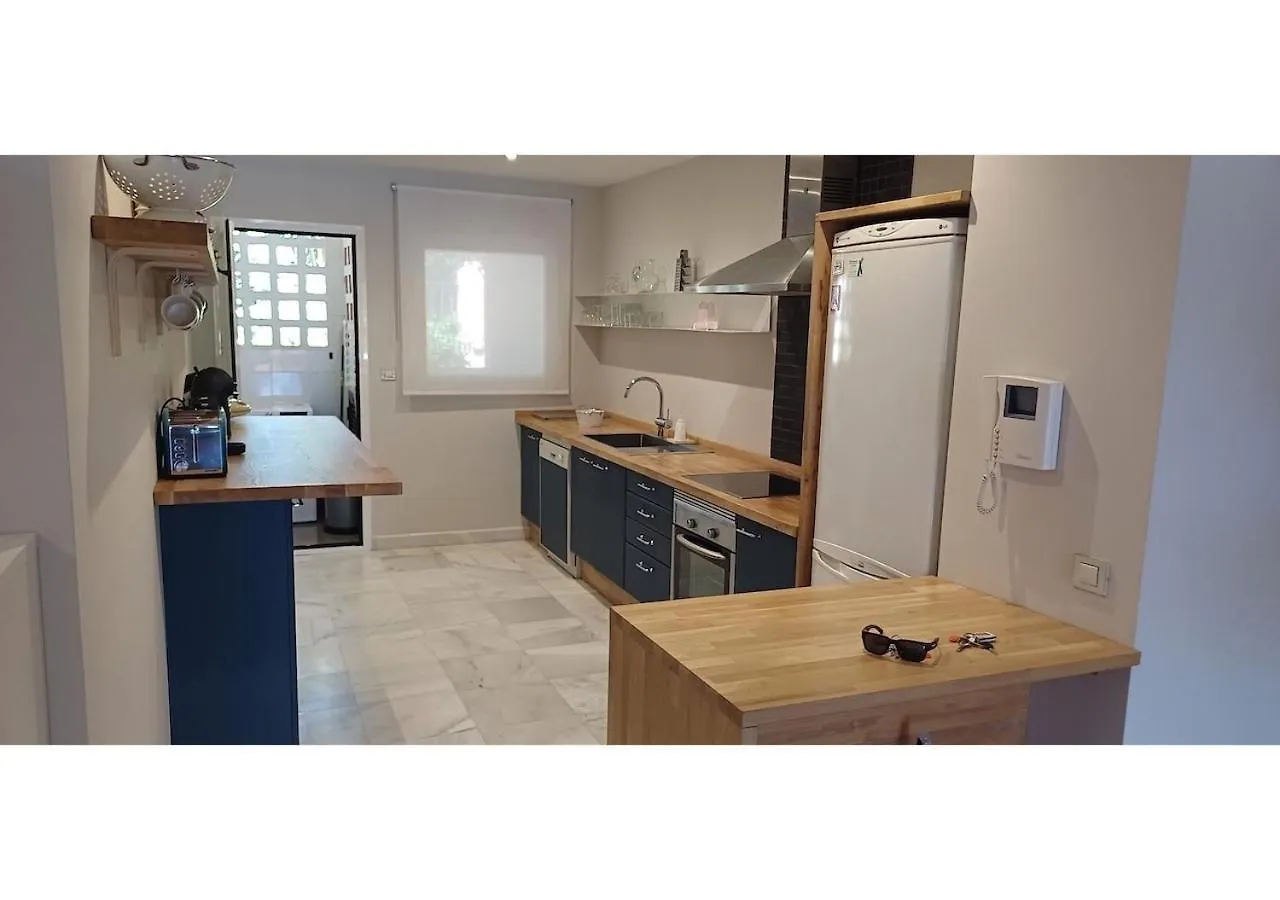 Sunbeach Hacienda Apartment Estepona 0*,